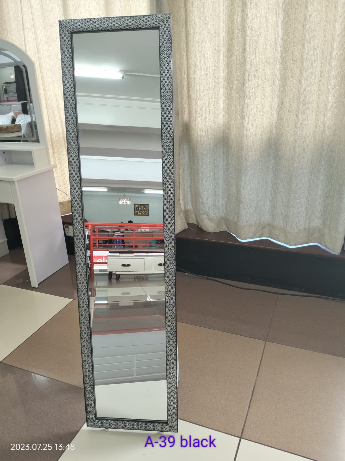 FULL LENGTH EXECUTIVE DRESSING MIRROR - Image 2