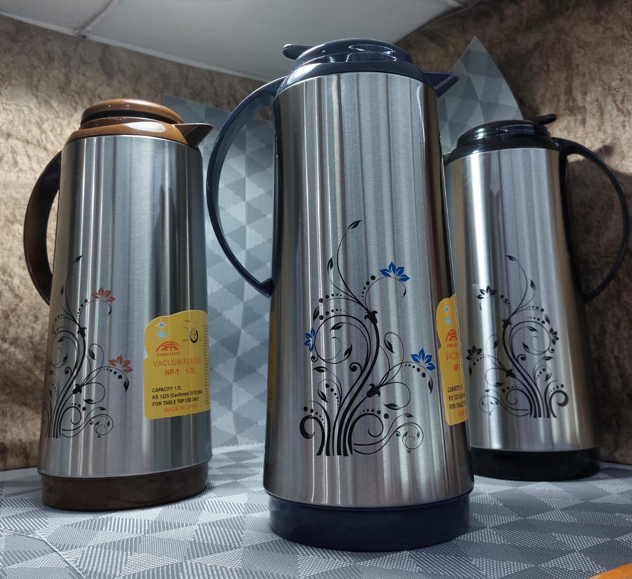 1.7 L STAINLESS STEEL VACUUM FLASK