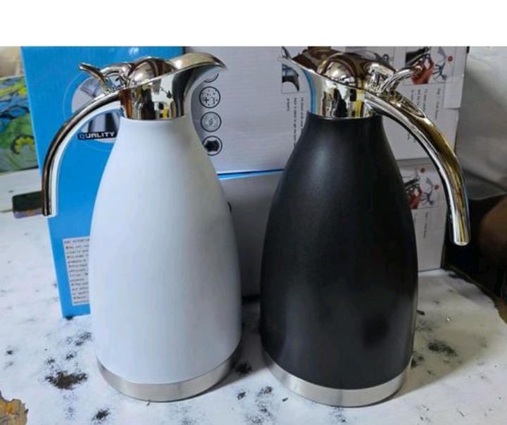2 L JP COLOURED VACUUM FLASK