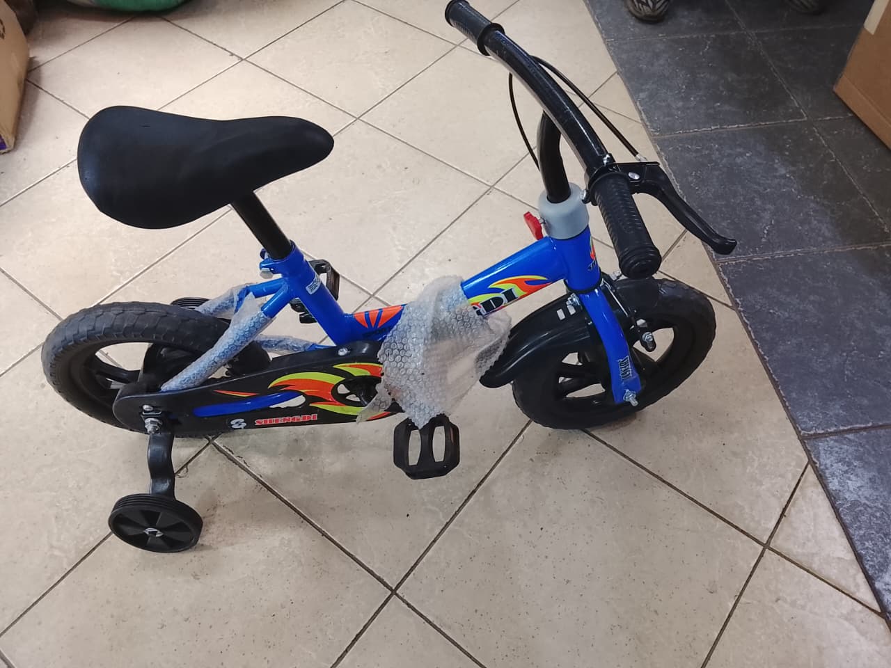 Kids Bike 2–3 Years Old – Safe Training Bicycle for Toddlers | Sturdy & Easy Balance Ride-On Bike