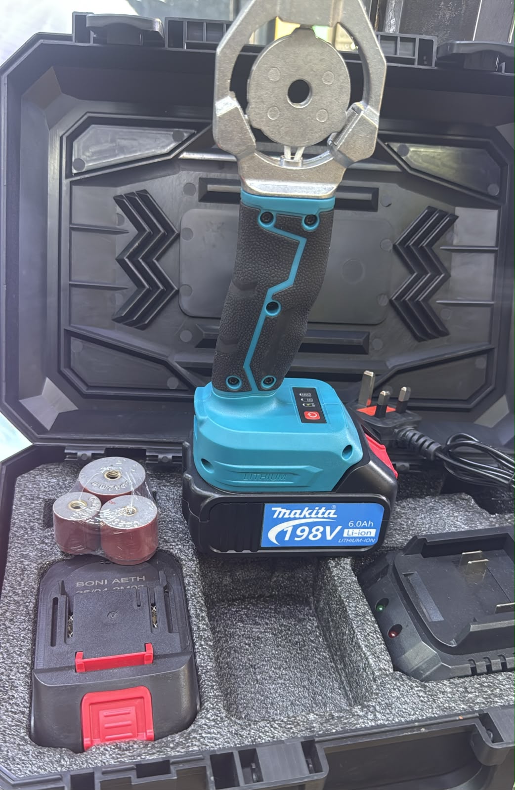 Cordless PPR Welding Machine β Portable Plastic Pipe Fusion Tool